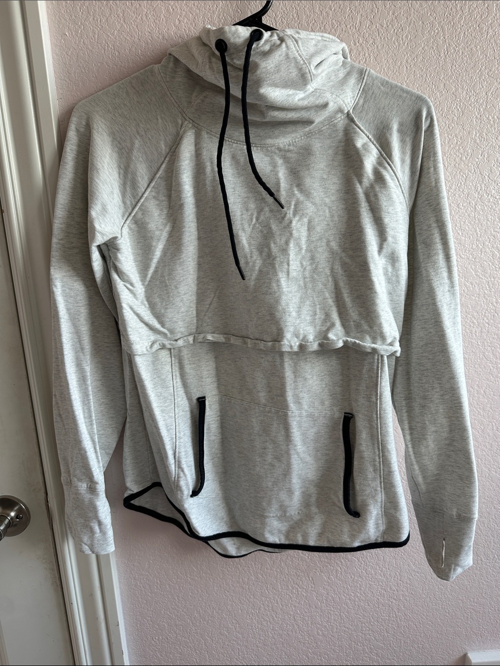 Latched Mama Size Small Lightweight Nursing Hoodie